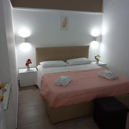 A Casa Di Lori Apartment *
