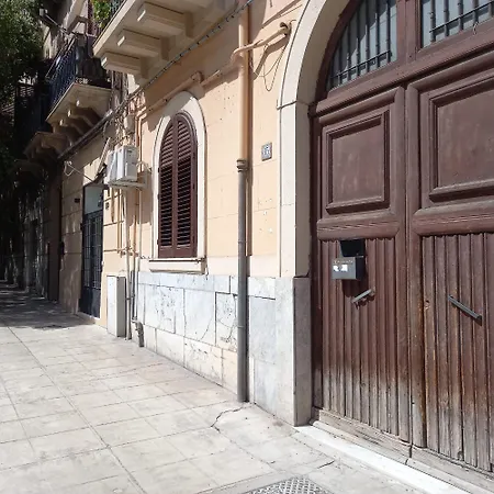 A Casa Di Lori * Palermo